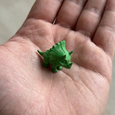 Cute Triceratops Mini – Mô hình Khủng long nhỏ đáng yêu