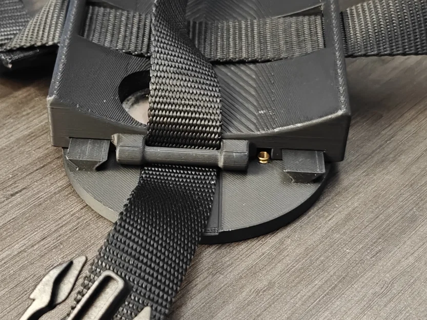 Giá Đỡ Bàn Phím Gắn Đùi (Magnetic Keyboard Thigh Mount) - Image 3