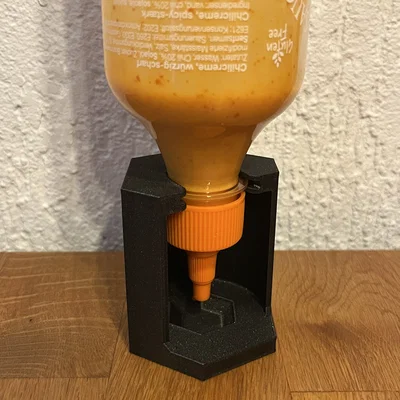 Giá đỡ chai Sriracha