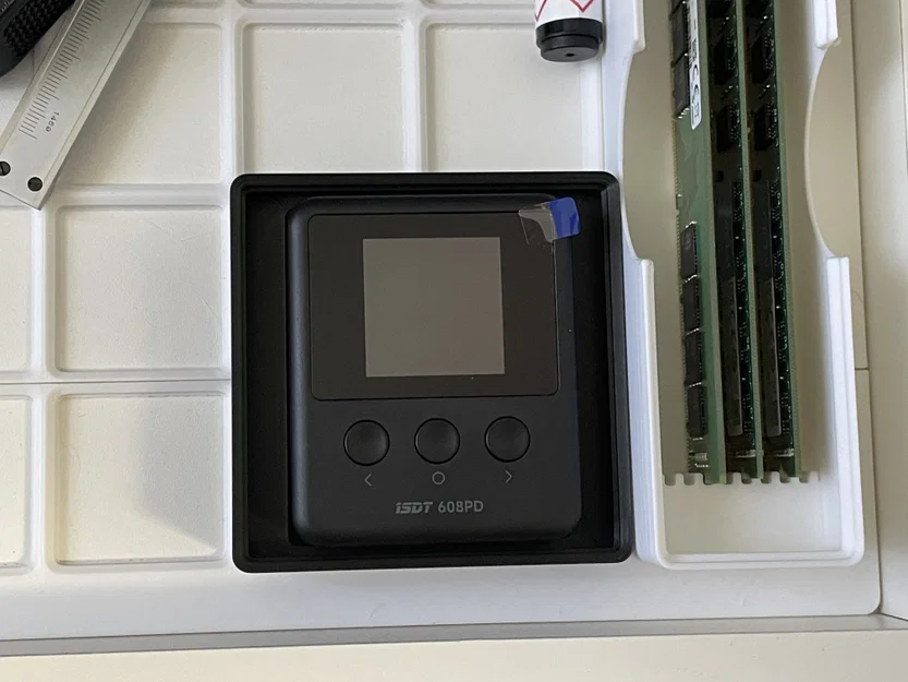 Bộ sạc pin ISDT 608PD - Khay tổ chức Gridfinity - Image 1