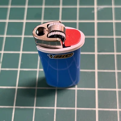 Kẹp an toàn cho bật lửa BIC