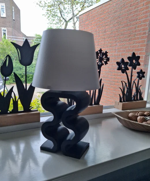 Đèn để bàn (Designer lamp) - Mẫu đèn trang trí in 3D hiện đại - Image 1