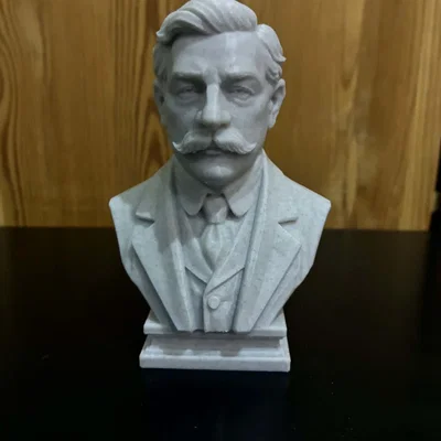Tượng bán thân Bác sĩ James (John H.) Watson