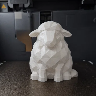 Mô hình chú cừu Low Poly trang trí bàn làm việc cực xinh