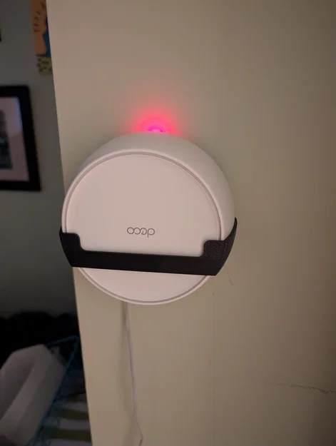 Giá treo tường cho router TP Link Deco BE 25 gọn gàng, tinh tế - Image 1