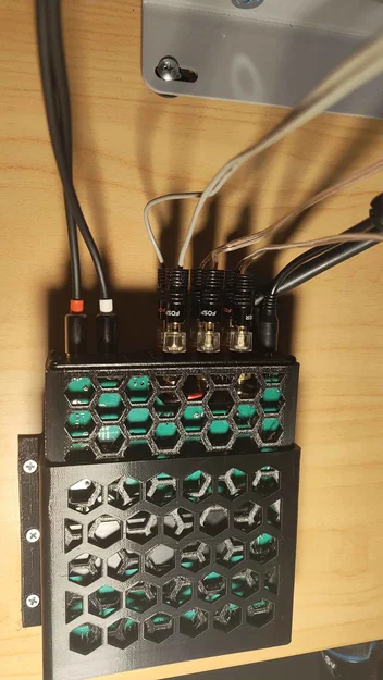 Ngàm gắn gầm bàn tối ưu luồng gió cho Fosi Audio BT30D Pro - Image 2