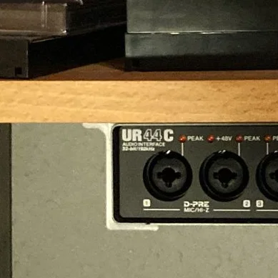 Giá đỡ đa năng (Universal) cho Steinberg UR