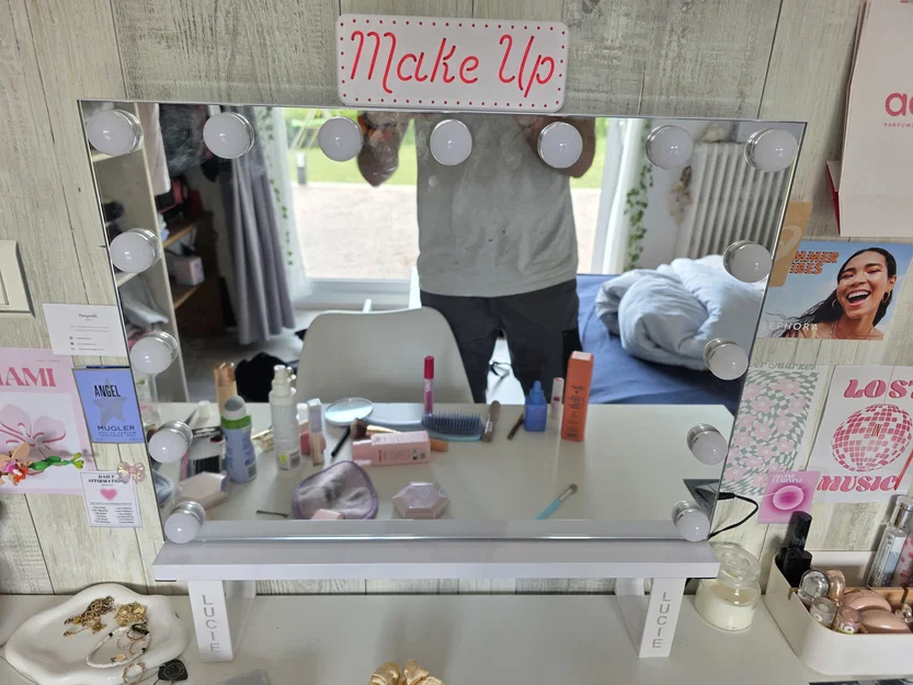 Bảng đèn trang trí Make Up (Neon Sign) cho góc làm đẹp - Image 9