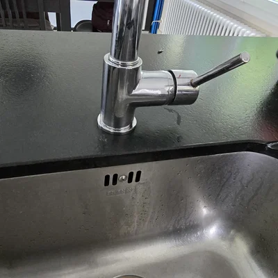 Khay đựng bông rửa chén gắn vòi nước thông minh (Double sponge holder)