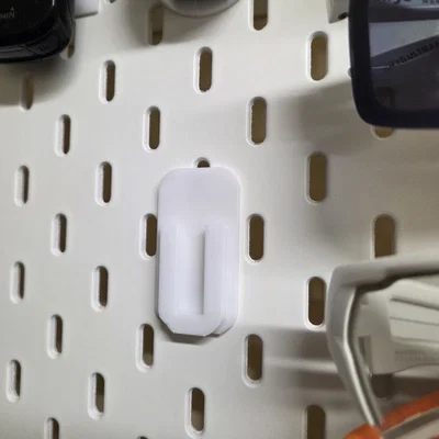Ngàm treo đèn Zefal Supervision F1500 cho bảng lỗ IKEA SKÅDIS