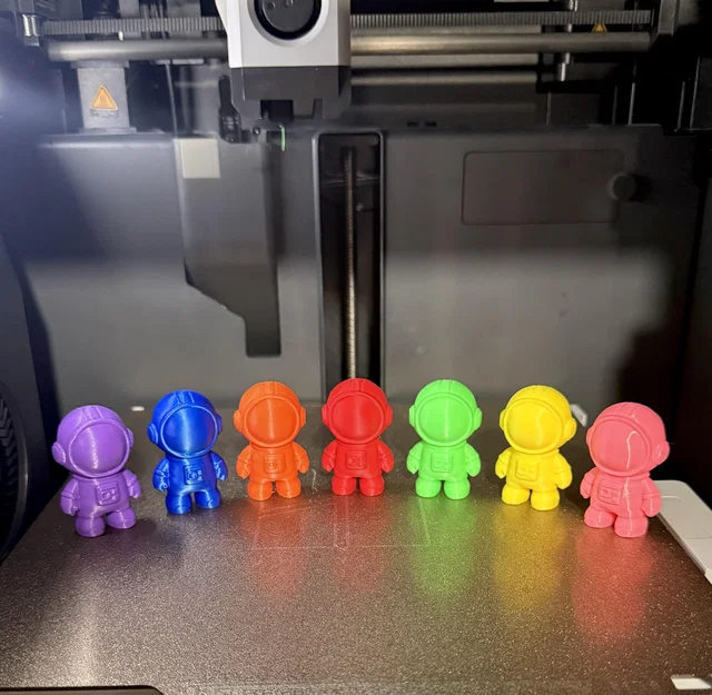 Mô hình phi hành gia Chibi đáng yêu - Mẫu in 3D trang trí cực xinh - Image 3