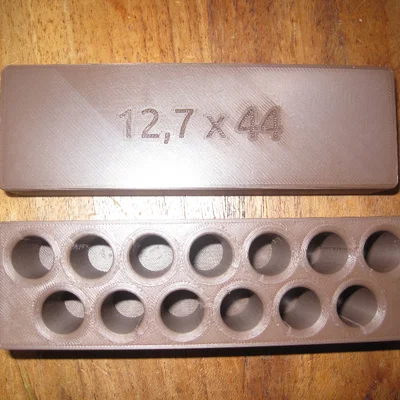 Hộp đựng 13 viên đạn 12,7x44 cho súng Swedish rolling block
