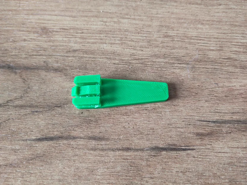 Mẫu ngàm cài lưng cho máy bộ đàm Buki TW01 in 3D - Image 2