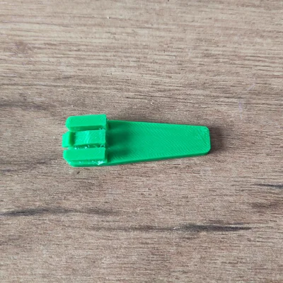 Mẫu ngàm cài lưng cho máy bộ đàm Buki TW01 in 3D