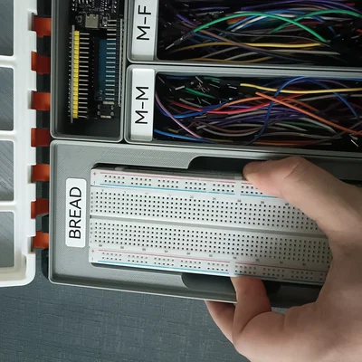 Giá đỡ Breadboard Gridfinity – 4 tấm 830 lỗ (5x2x6)