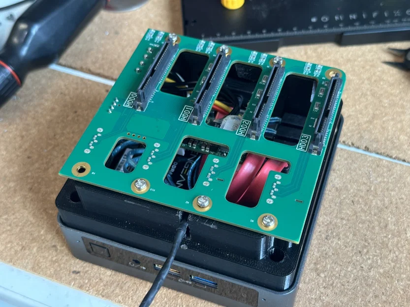 NUS: Next Unit of Storage - NAS siêu gọn dựa trên Intel NUC - Image 5