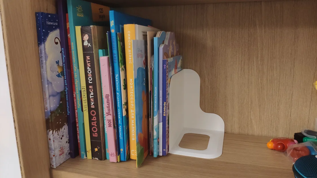 Kẹp giữ sách để bàn 3D (Simple Shelf Book Holder) gọn gàng - Image 2