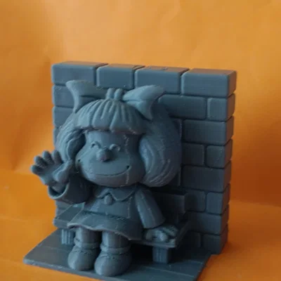 Mô hình Mafalda ngồi trên ghế dài - Fan art