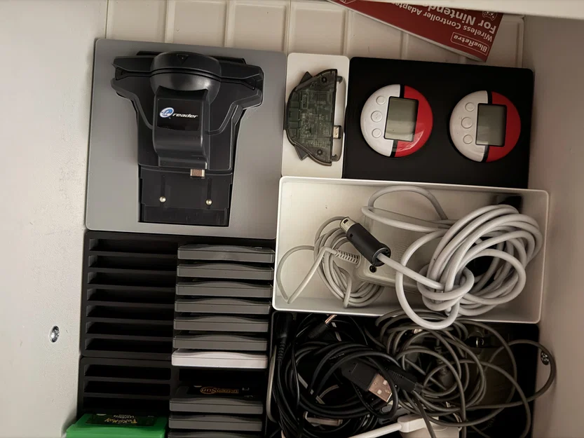 Gridfinity - Khay đựng GBA e-Reader - Image 1