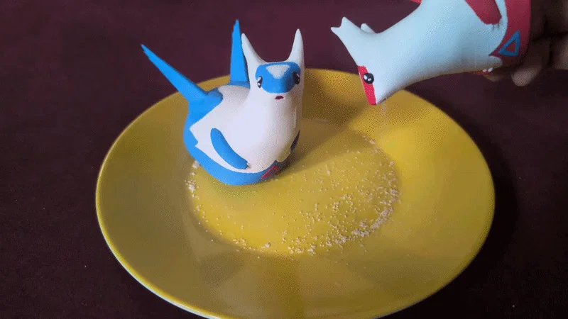 Bộ Lọ Đựng Muối Tiêu Latias và Latios - Image 2