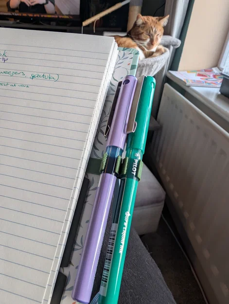 Kẹp giữ hai bút cho sổ tay (Double Pen Clip) - Phụ kiện 3D hữu ích - Image 1