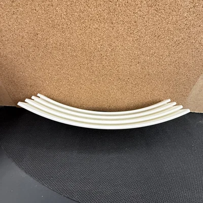 Giá Đỡ Thẻ Bài Cong 3 Hàng – Gọn Gàng & Tiện Lợi