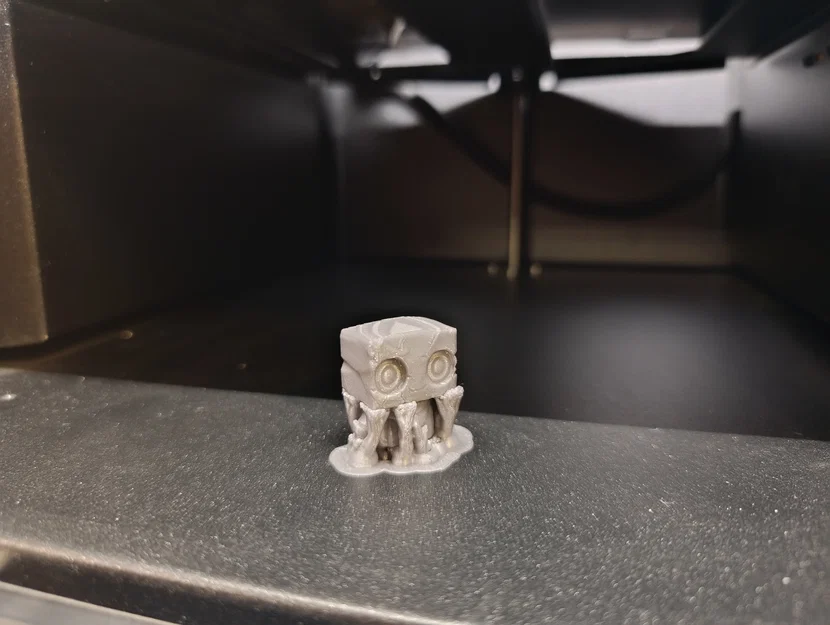 Mô hình Đầu Đá (Stone-Head Guy) - 3cm - Image 4