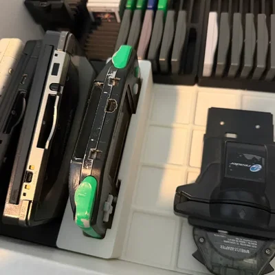 Khay 3D Gridfinity 1x4 đựng máy chơi game GBA gọn gàng