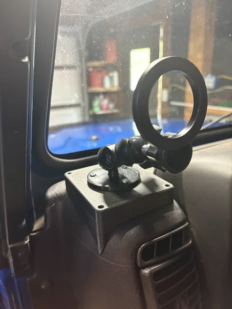 RAM Mount dành cho bát gắn góc Jeep TJ/LJ - Image 1