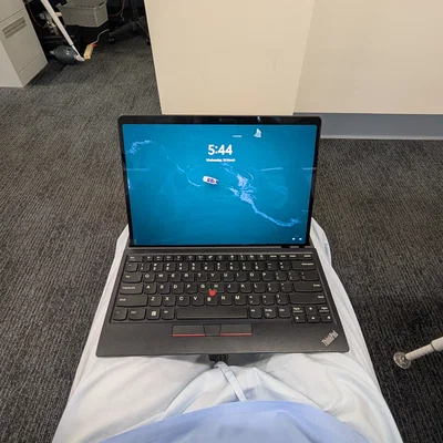 Đế dock bàn phím Surface Pro cho bàn phím Bluetooth Thinkpad Trackpoint II