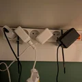 Giá treo ổ cắm điện đa năng kèm dây rút - Thumbnail 1