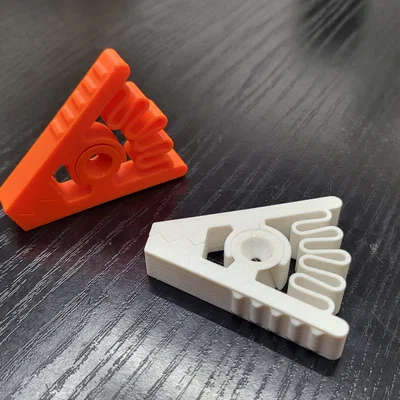 Kẹp quần áo in liền khối (Print-in-Place Clothespin)