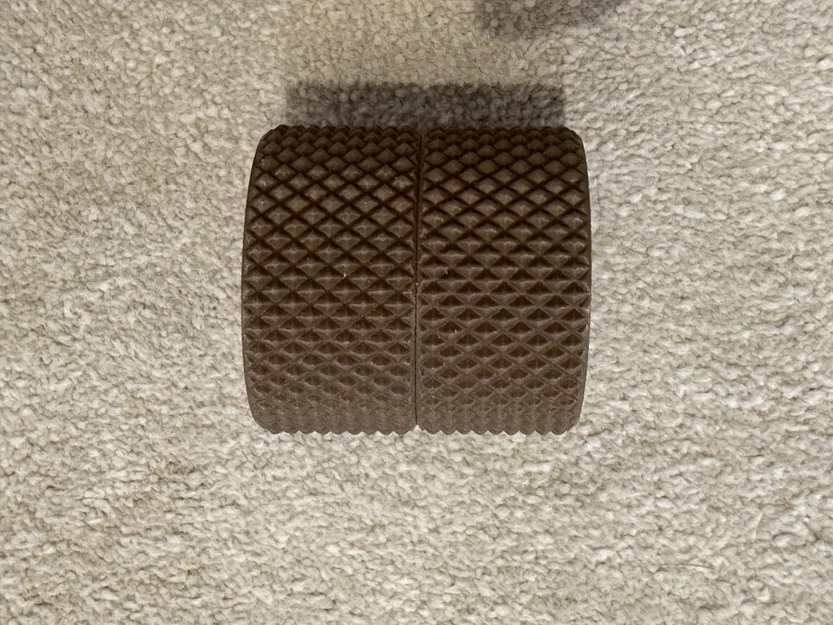 Hộp Đựng Có Nắp Vặn Thiết Kế Louis Vuitton - Image 2