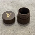 Hộp Đựng Có Nắp Vặn Thiết Kế Louis Vuitton - Thumbnail 6