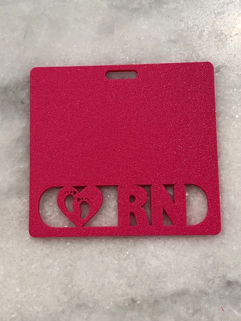Bảng tên nhân viên y tế RN Badge Tag in 3D hình dấu chân - Image 1