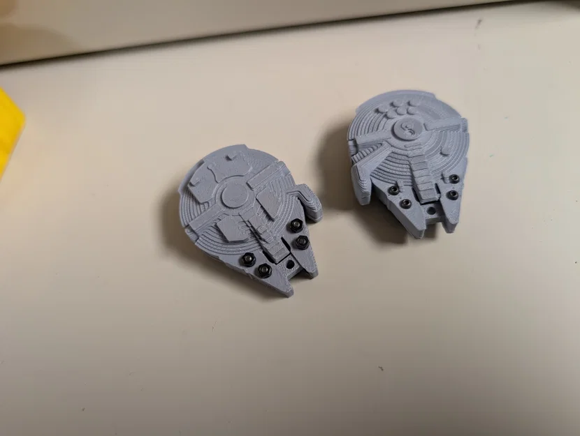 Vỏ bọc thẻ từ (Fob Cover) Millennium Falcon - Image 15
