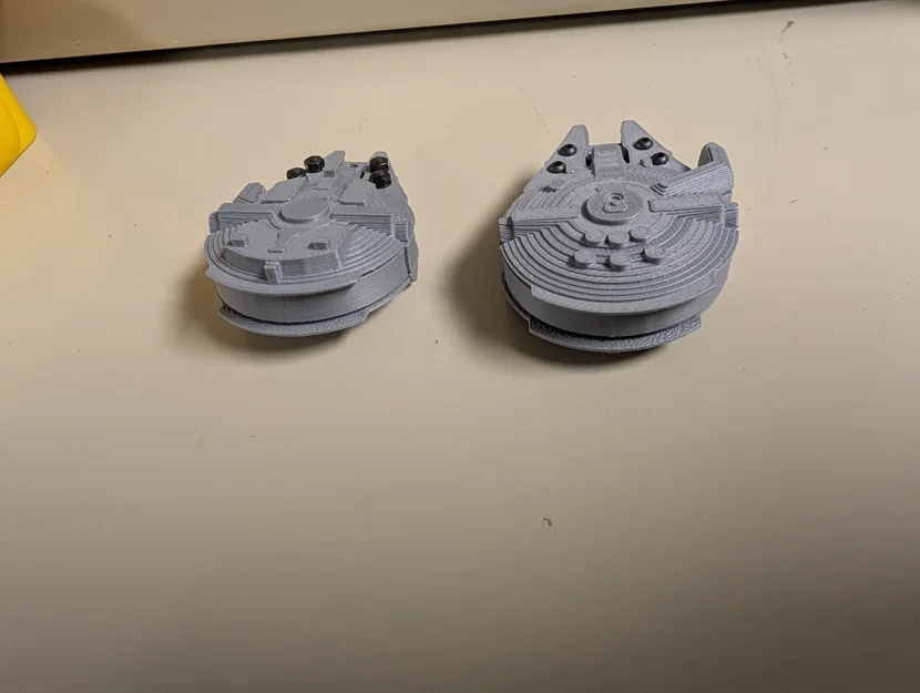 Vỏ bọc thẻ từ (Fob Cover) Millennium Falcon - Image 16