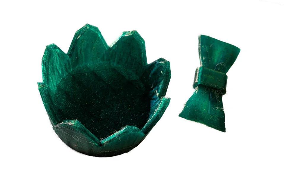Giải Thưởng Thùng Rác Vàng (The Golden Garbage Can Award) - Image 3