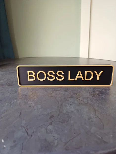 Bảng để bàn Boss Lady – Decor văn phòng cá tính cho phái nữ - Image 3