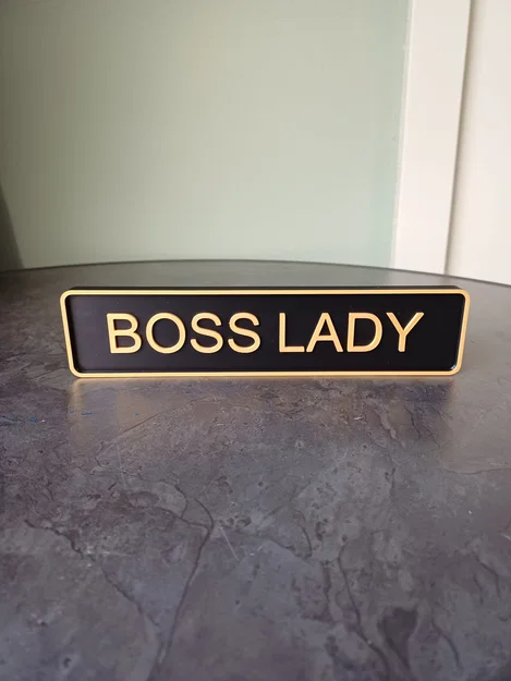 Bảng để bàn Boss Lady – Decor văn phòng cá tính cho phái nữ - Image 4