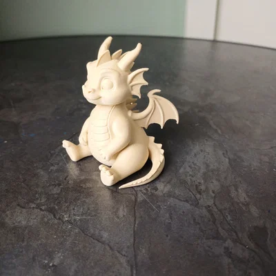 Bé Rồng Con Ngồi Dễ Thương (Cute Sitting Baby Dragon)