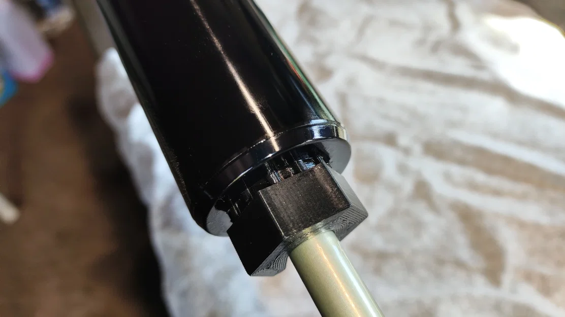 Dụng cụ tháo lò xo hơi phuộc Manitou (Manitou Fork Service Tool) - Image 3