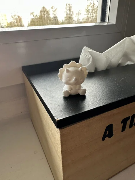 Móc khóa Triceratops Dễ Thương – Mẫu Dino Mini - Image 2
