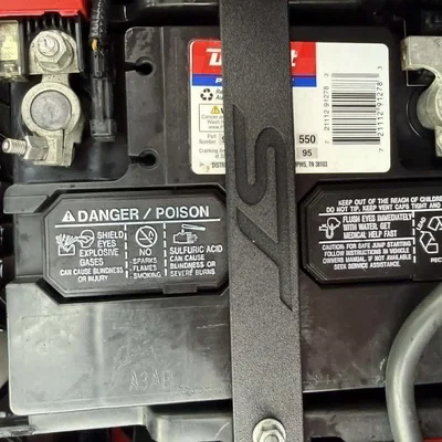 Thanh Cố Định Bình Ắc Quy Cho Xe Ford Fiesta ST