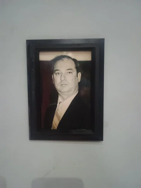 Khung ảnh 3D họa tiết tổ ong lắp ráp thông minh - Image 1