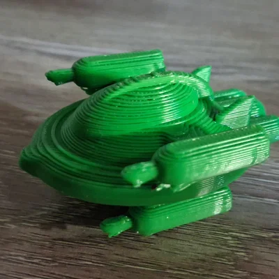 Mô hình phi thuyền Retro UFO chiến đấu in 3D cực ngầu