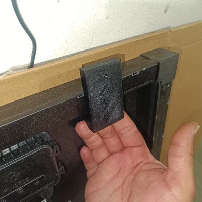 Giá đỡ tấm pin năng lượng mặt trời (Solar panel holder)