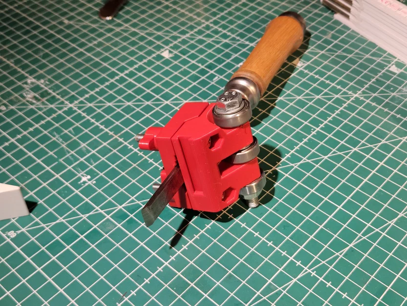 Jig giữ góc mài đục (Chisel Sharpening Jig/Stechbeitelschleifhilfe) - Image 2