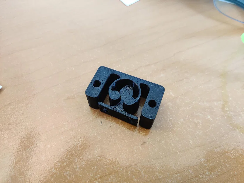 Chốt cửa cho nhôm định hình 2020 (Door Catch for 2020 Extrusion) - Image 8