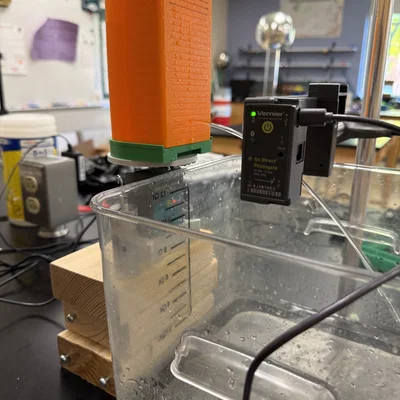 Bình Chứa Nước Cho Thí Nghiệm Fluid Dynamics